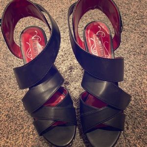 Kenneth Cole leather platform shoes size 8:5